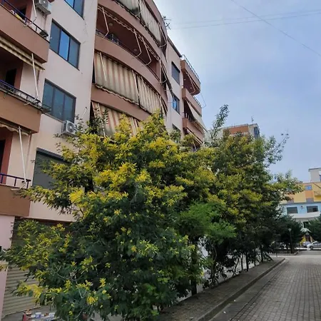 Lovely Durres * Golem (Tirana)