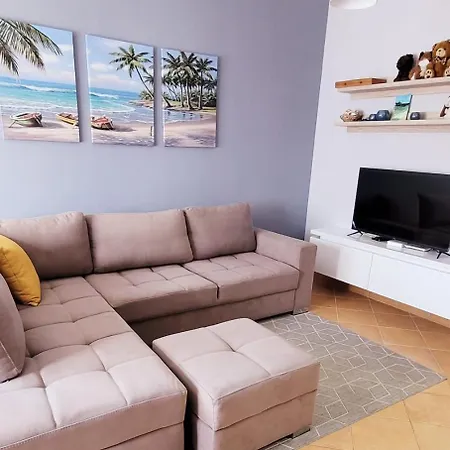 Lovely Durres Apartamento *