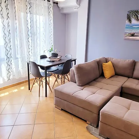 Апартаменты Lovely Durres