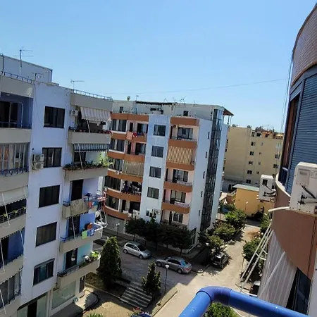 Lovely Durres Apartamento *