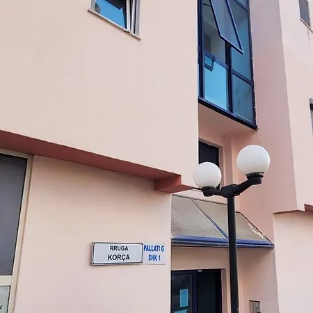 Lovely Durres Апартаменты